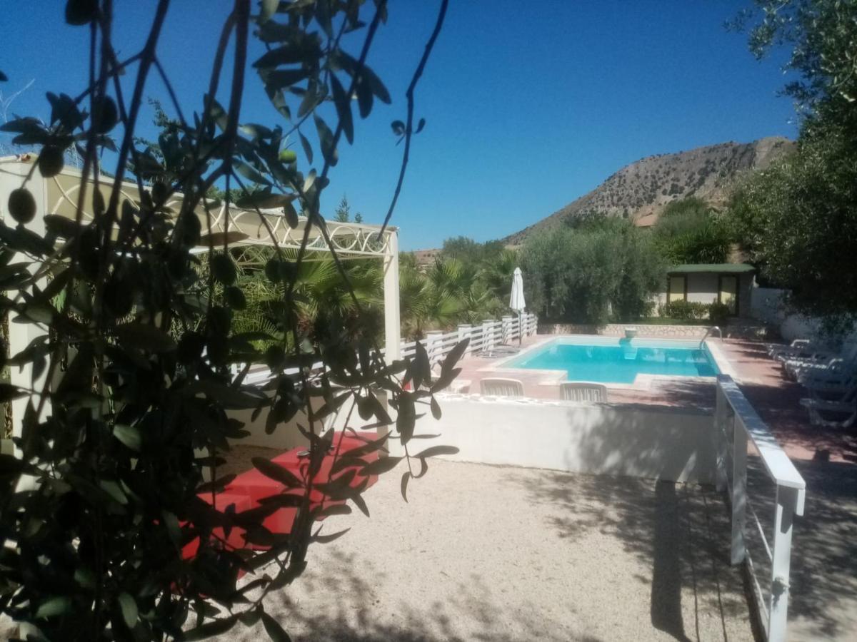 "San Placido Green House" Villa Con Piscina Castel di Iudica Екстер'єр фото
